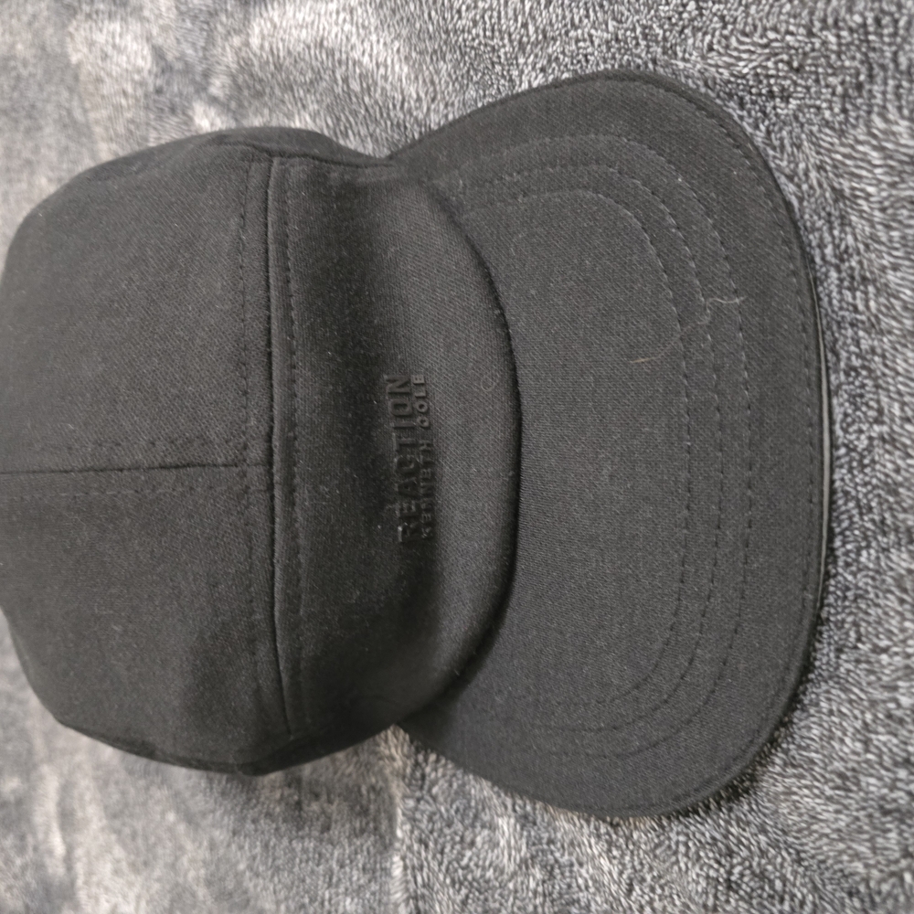Kenneth Cole Reaction Black Cap